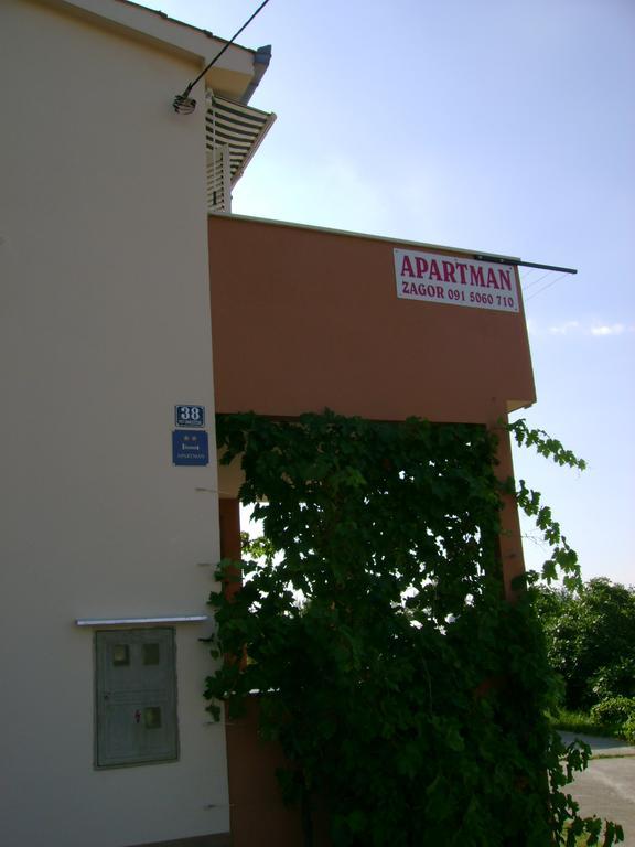 Apartment Zagor Kaštela Стая снимка