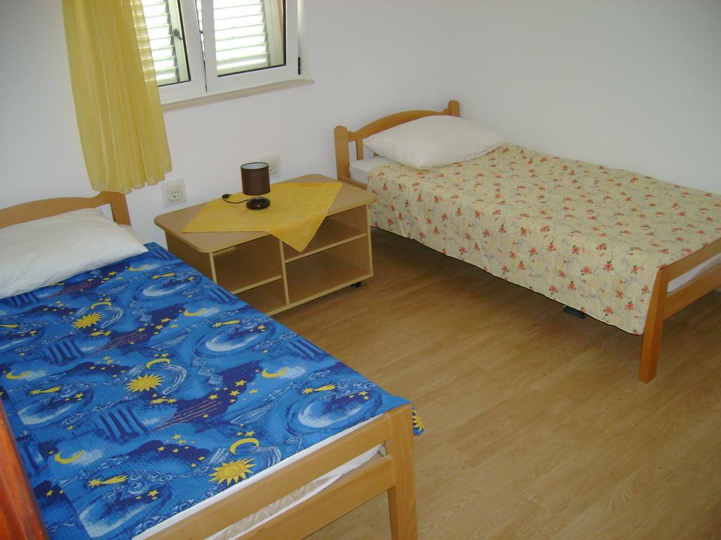 Apartment Zagor Kaštela Екстериор снимка