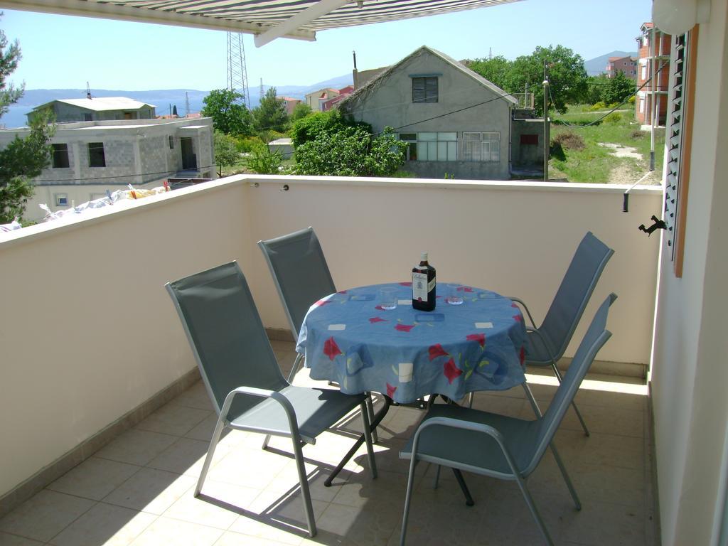 Apartment Zagor Kaštela Екстериор снимка